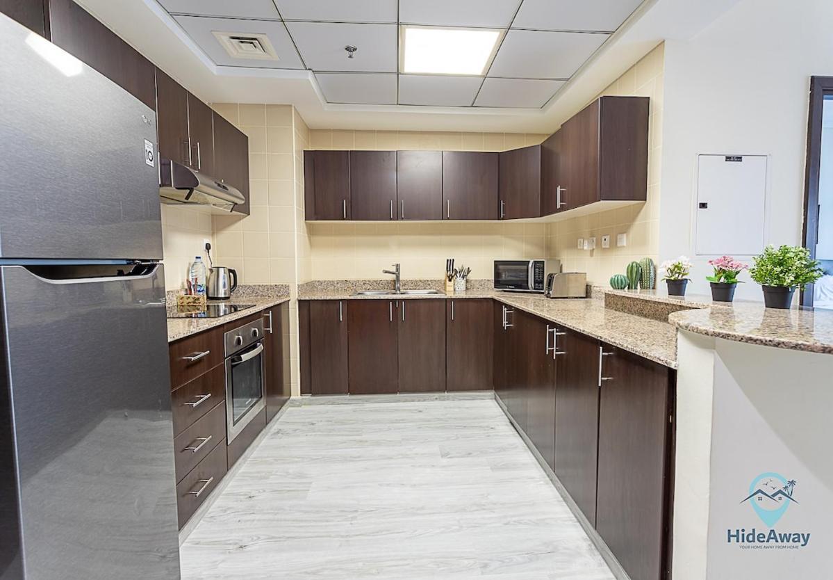 1br Modern, Stylish L Mins To L Marina Dubai